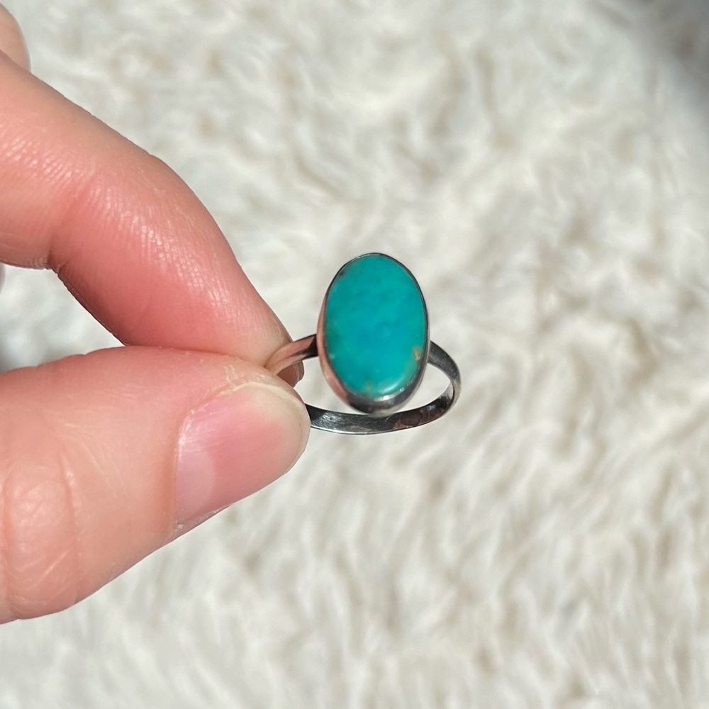 Silver & Turquoise Ring - Picture 8 of 9